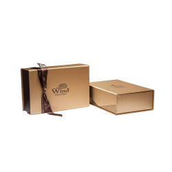 Wind Çikolata - Premium Spesiyal Hediyelik Çikolata Kutusu 48 (Gold-Kahve)