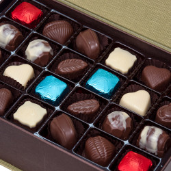 Premium Spesiyal Hediyelik Çikolata Kutusu 48 (Yeşil-Kahve) - Thumbnail