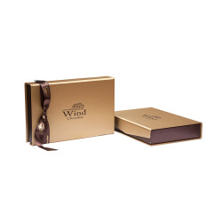 Wind Çikolata - Premium Spesiyal Hediyelik Çikolata Kutusu 24 (Gold-Kahve)